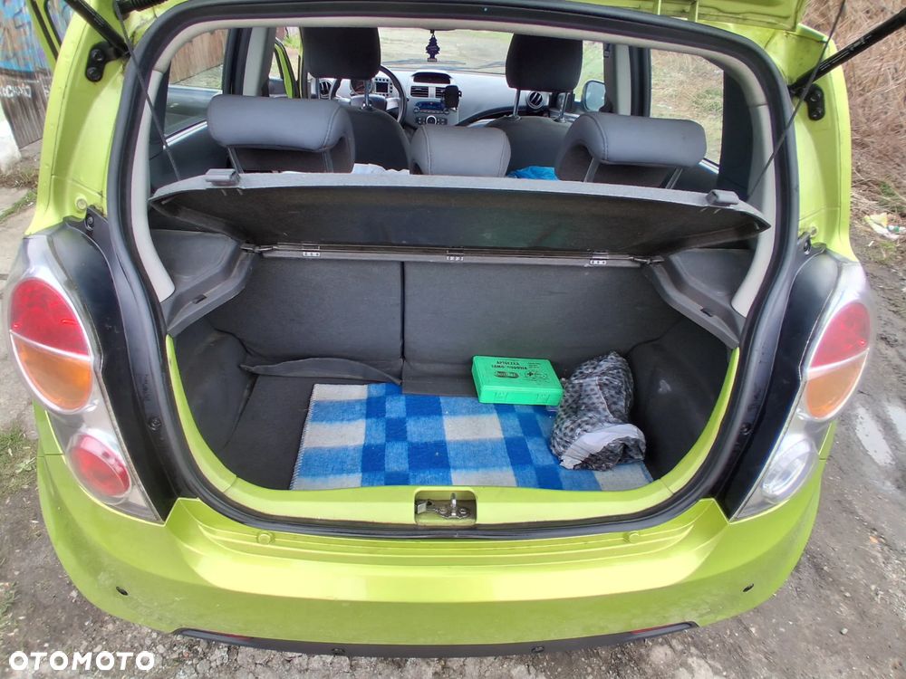 Chevrolet Spark - 13