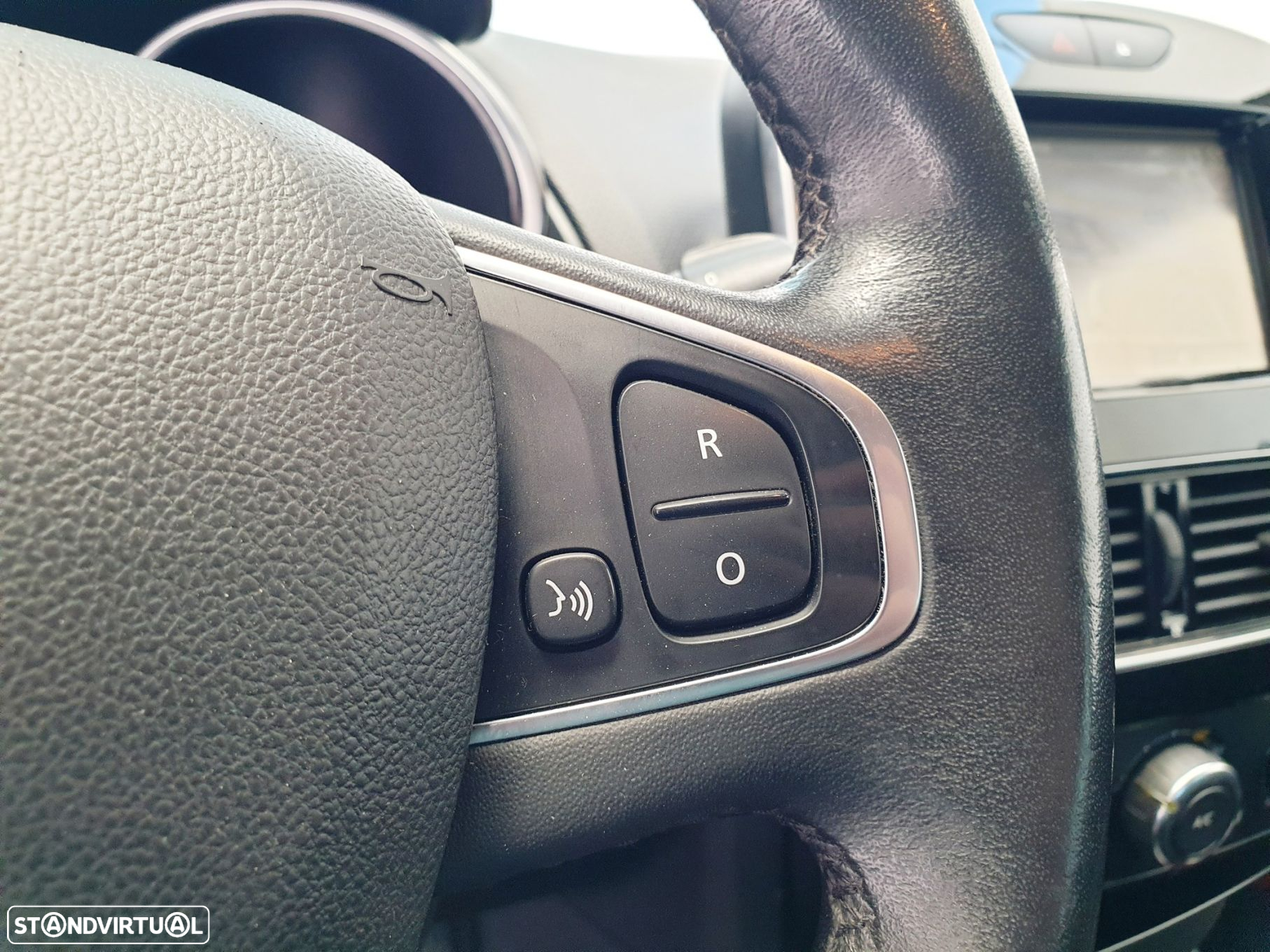 Renault Clio 1.5 dCi Limited - 17