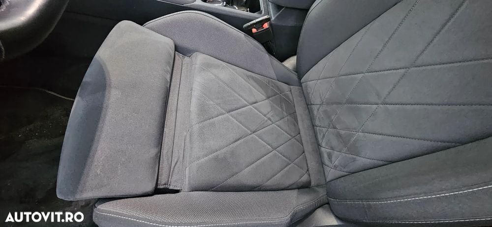 Volkswagen Golf 1.4 eHybrid OPF DSG Style - 17