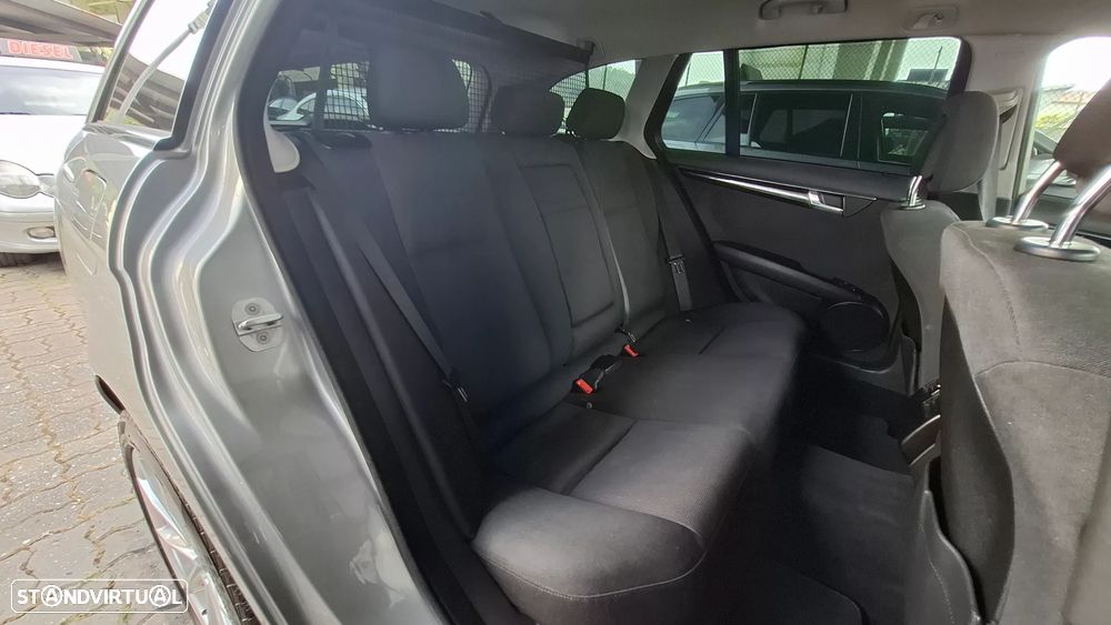 Mercedes-Benz C 220 CDi Avantgarde BlueEfficiency - 30