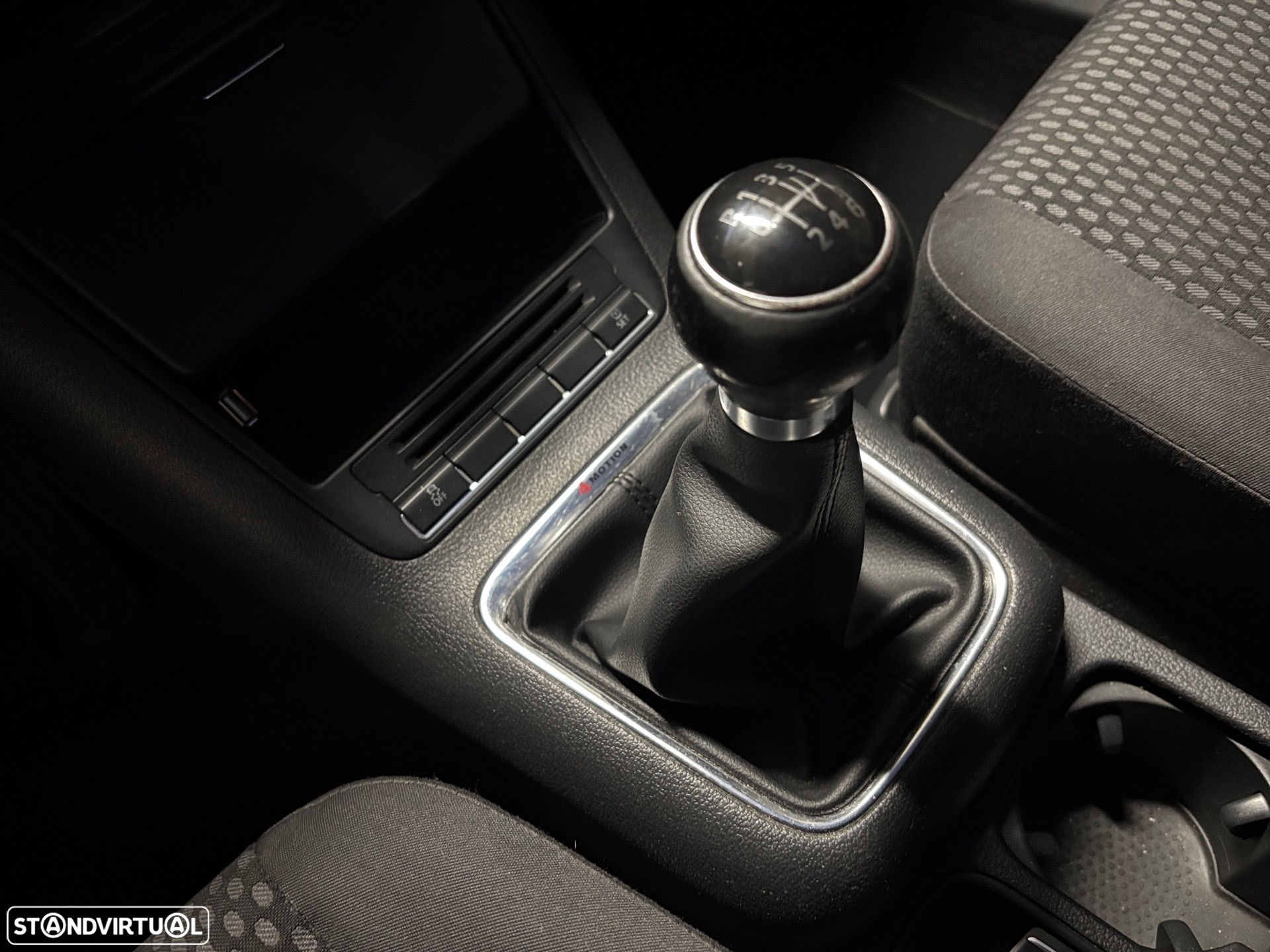 VW Tiguan 2.0 TDI Trend 4Motion - 11