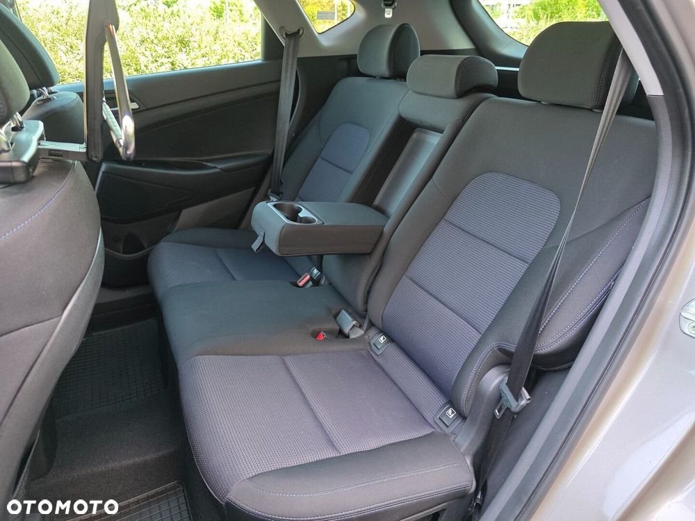 Hyundai Tucson 1.7 CRDI BlueDrive Design 2WD DCT - 18