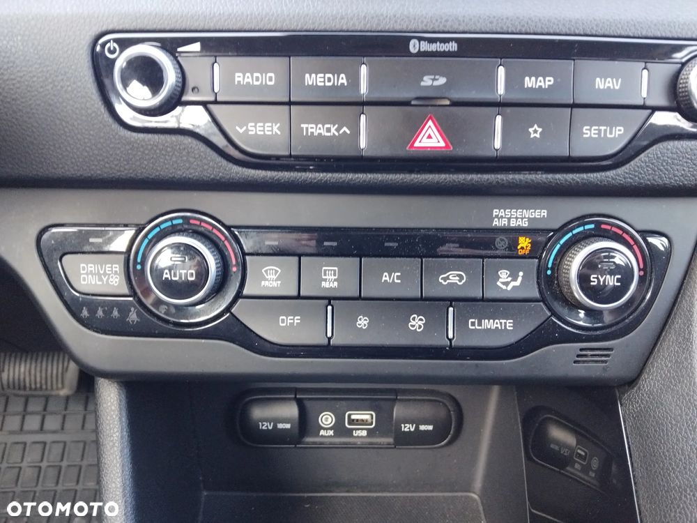 Kia Niro 1.6 GDI Hybrid L - 15