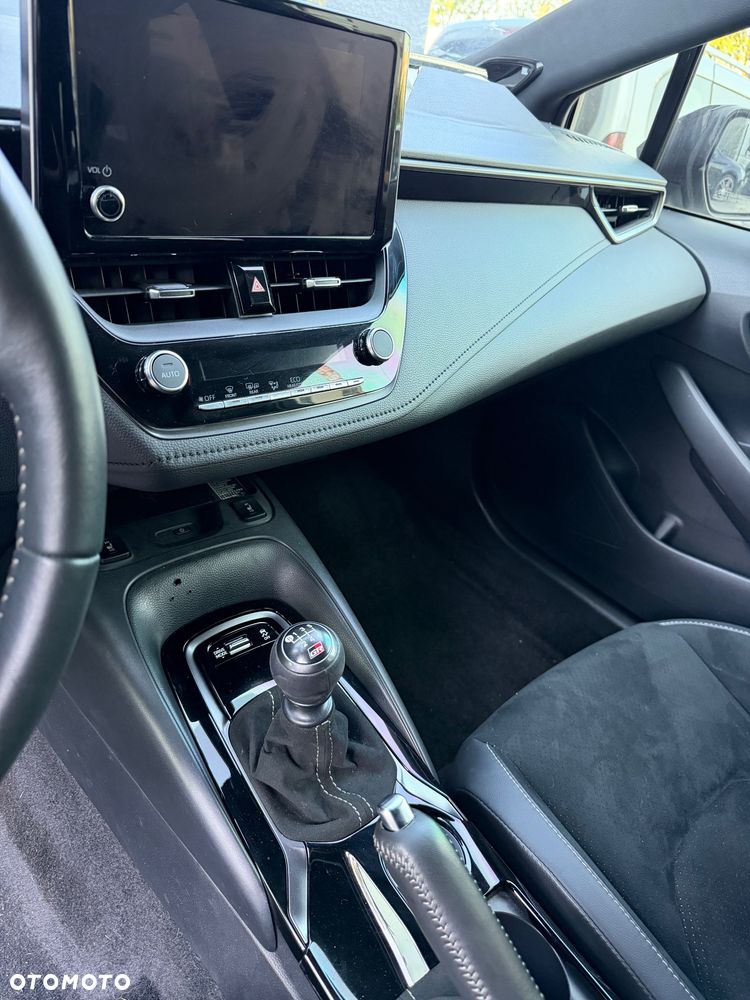 Toyota GR Corolla - 13