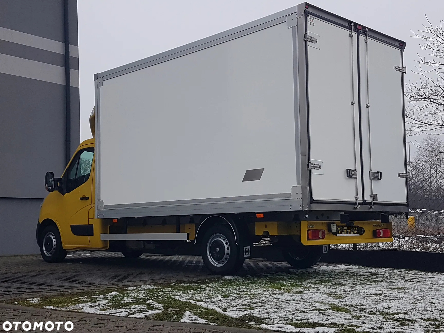 Renault MASTER KONTENER 8EP 4,21x2,23x2,22 KLIMA KRAJOWY MANUAL  6-BIEGÓW - 28