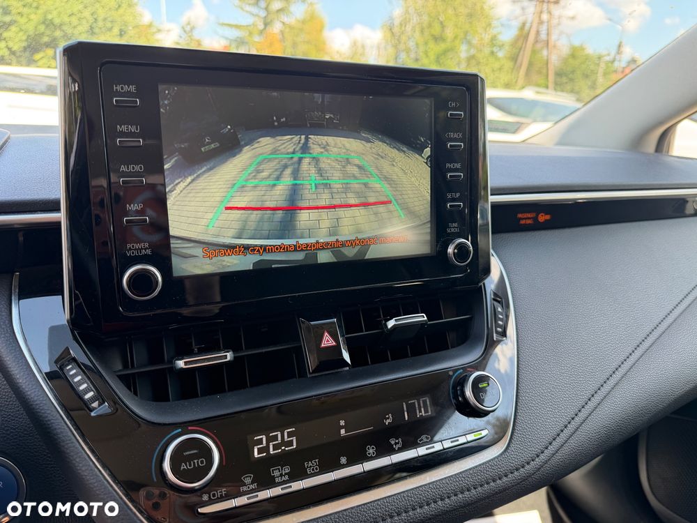 Toyota Corolla 1.8 Hybrid Comfort - 22