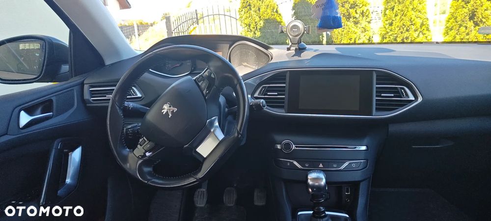 Peugeot 308 - 18