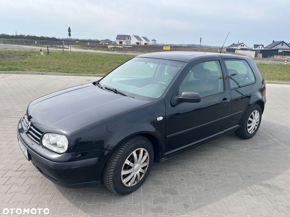 Volkswagen Golf - 3