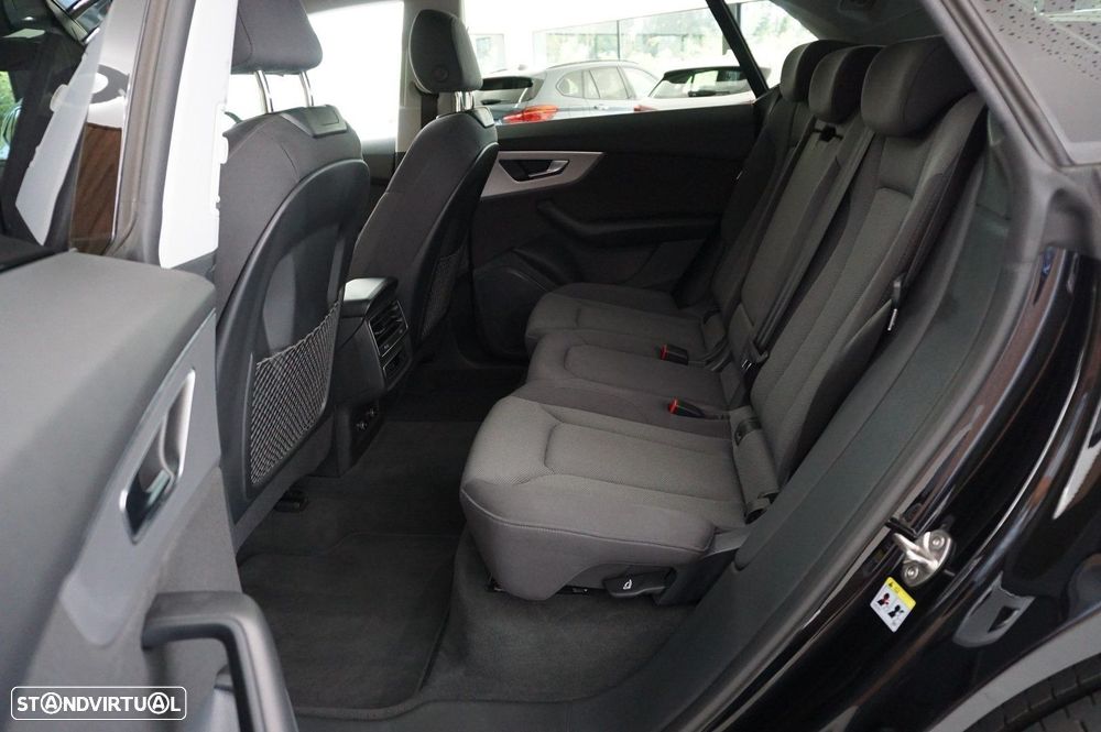 Audi Q8 55 TFSIe quattro Tiptronic competition plus - 8