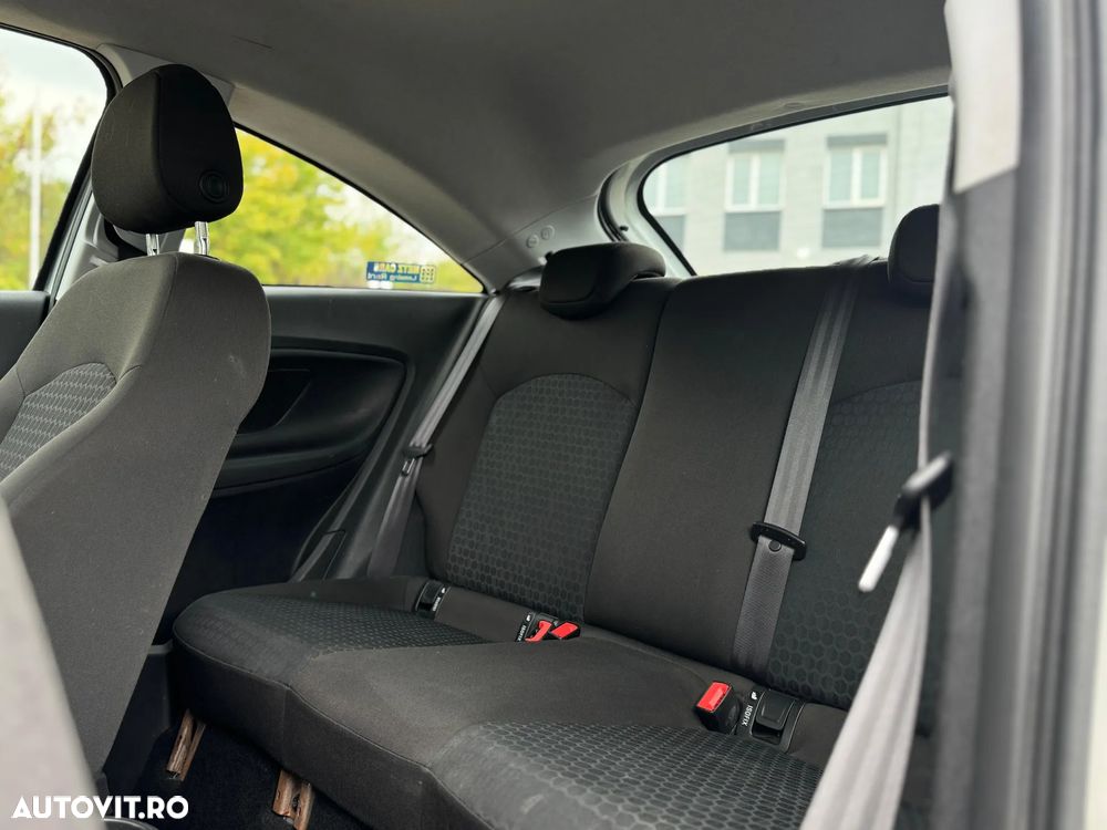 Opel Corsa 1.4 Innovation - 14