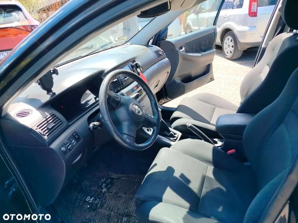 Toyota Corolla 1.4 D-4D Sol - 10