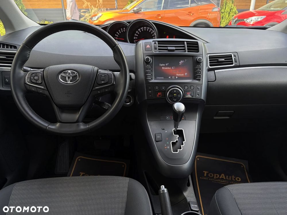 Toyota Verso 1.8 Prestige 7os MS - 34