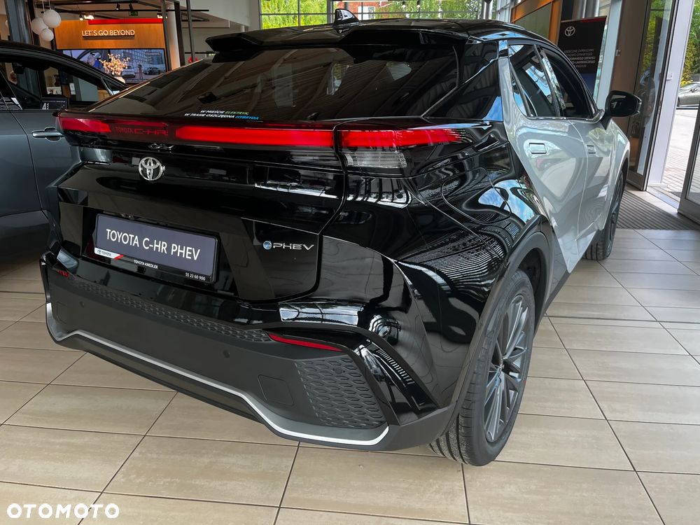 Toyota C-HR 2.0 PHEV Dynamic Force Tokyo Edition - 11