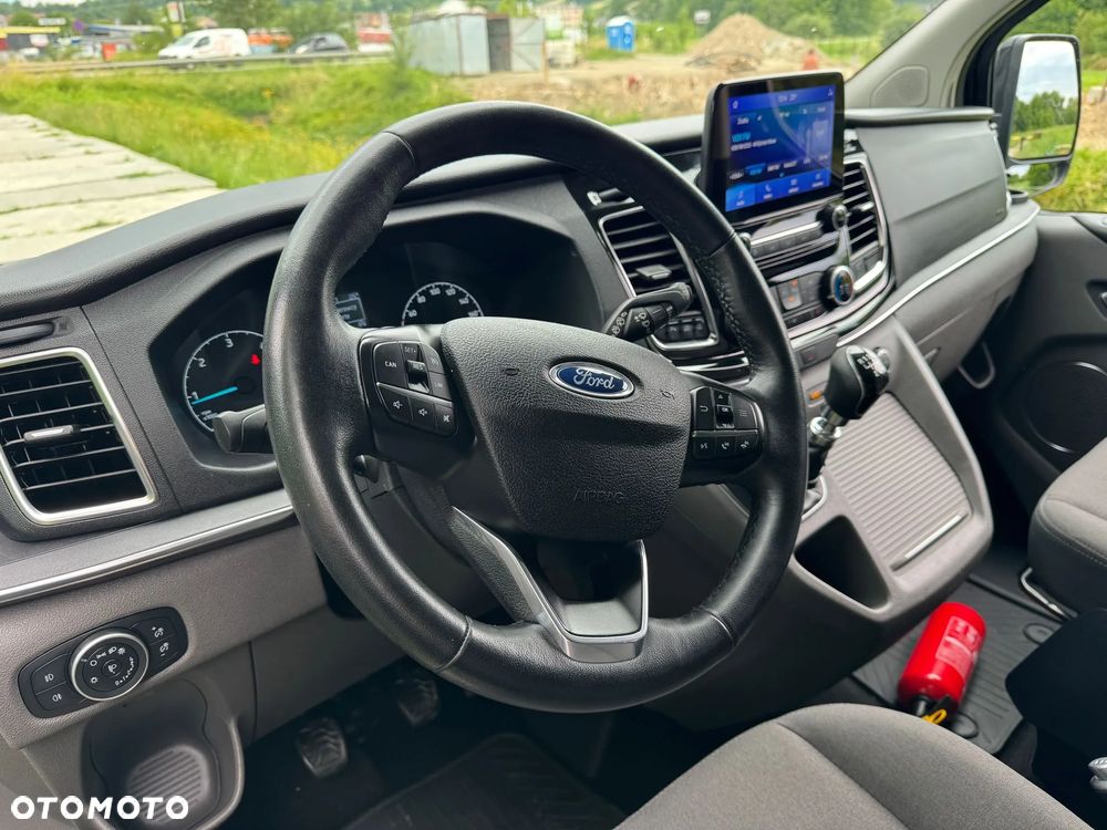Ford Tourneo Custom 2.0 EcoBlue L2 Titanium - 12