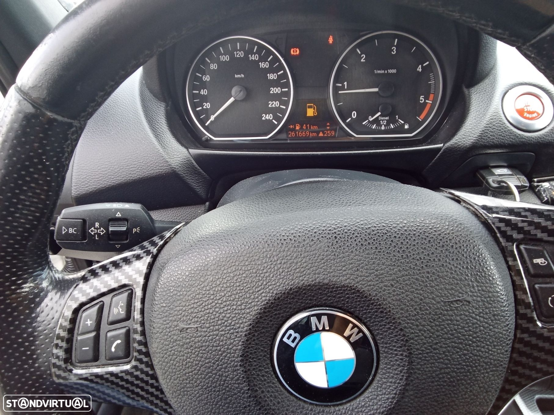 BMW 118 d Pack M - 23