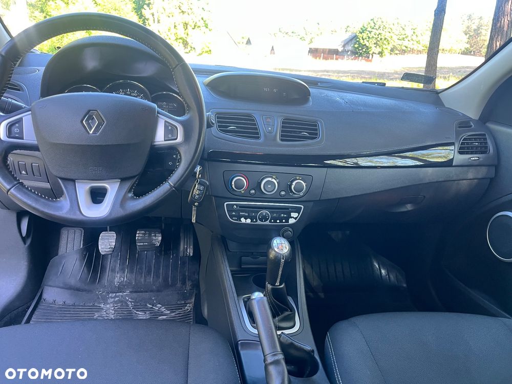 Renault Fluence 1.6 16V Zen - 7