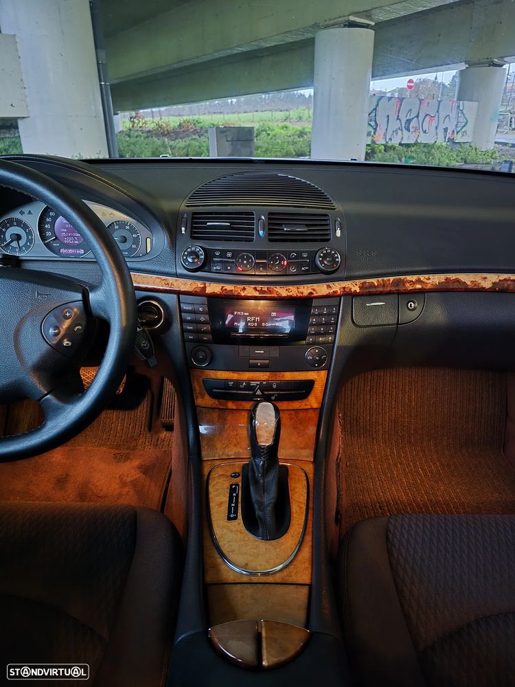 Mercedes-Benz E 220 CDI Auto Elegance - 19