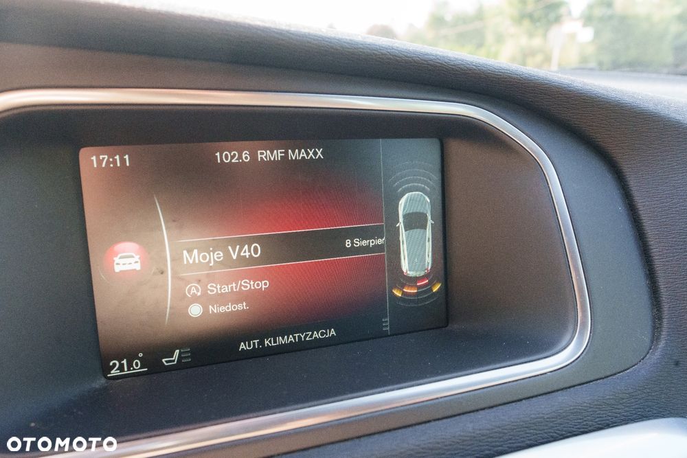 Volvo V40 T5 Geartronic RDesign - 17