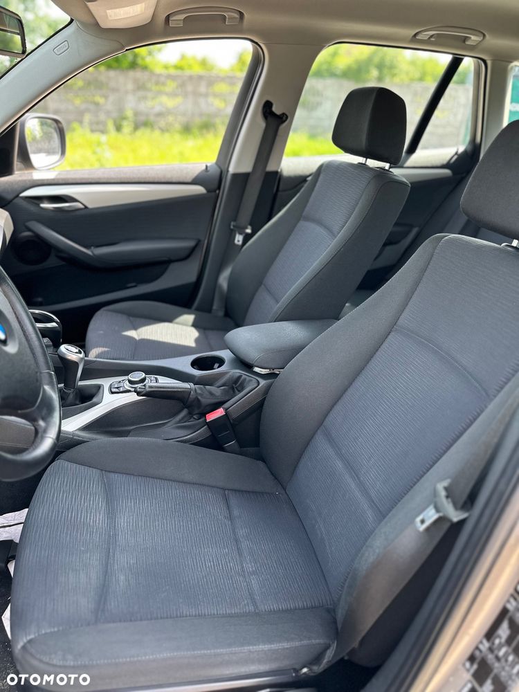 BMW X1 sDrive18d - 29