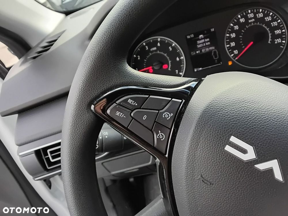 Dacia Sandero - 25