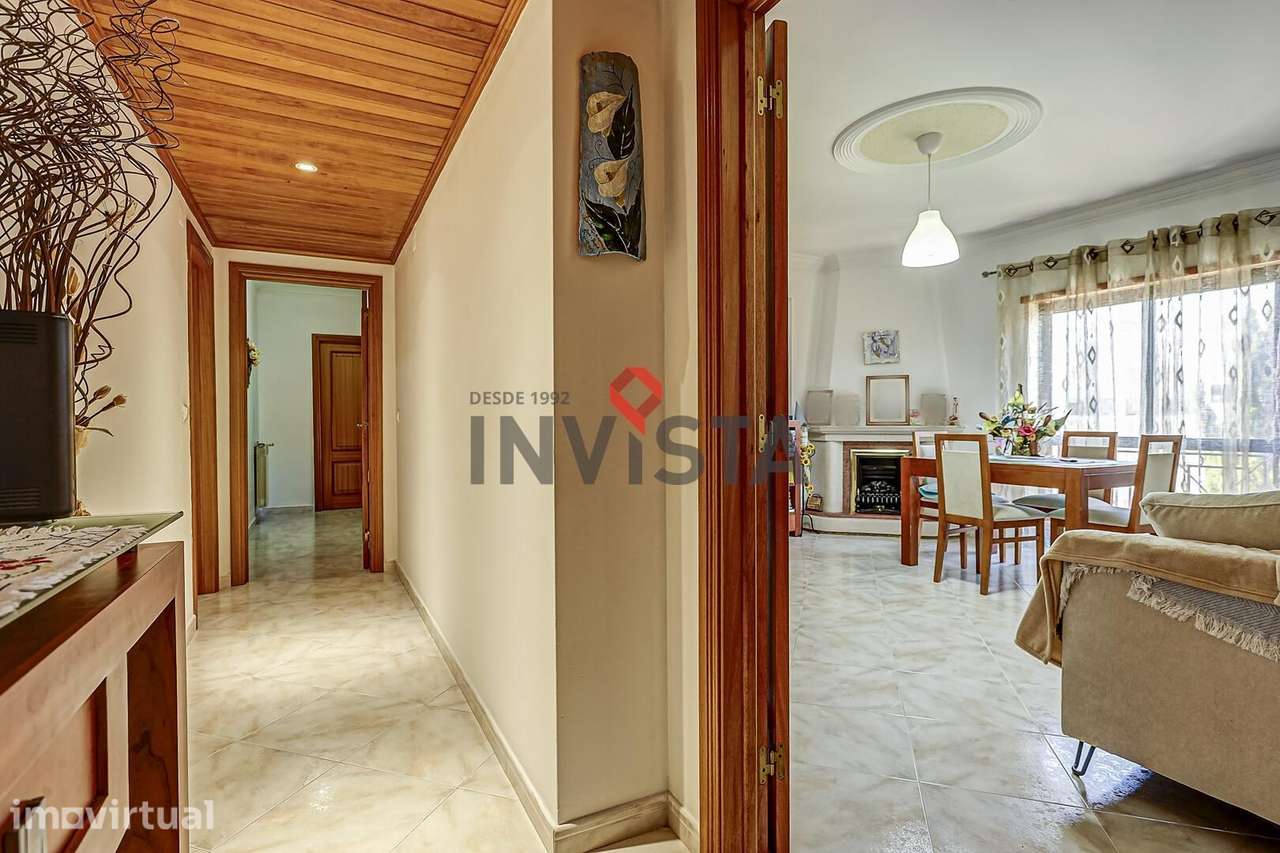 Apartamento T2 com parqueamento e arrecadação - Grande imagem: 5/24