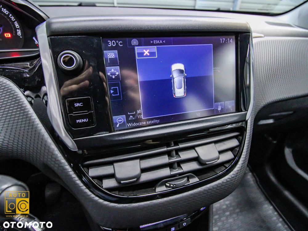 Peugeot 2008 1.2 Pure Tech Allure S&S - 22