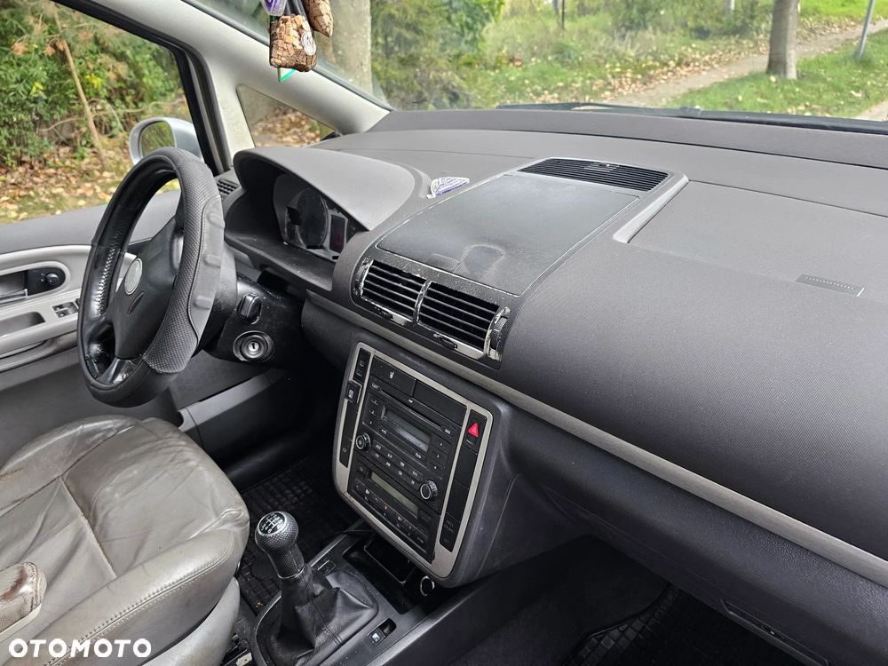 Volkswagen Sharan - 16