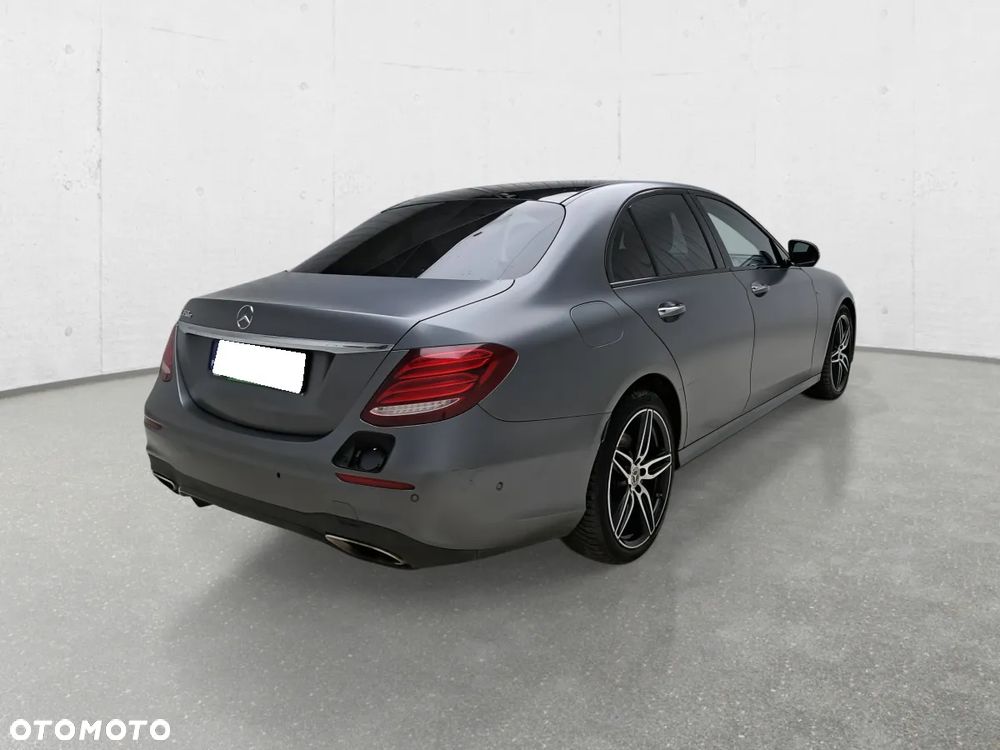 Mercedes-Benz Klasa E 350 - 5