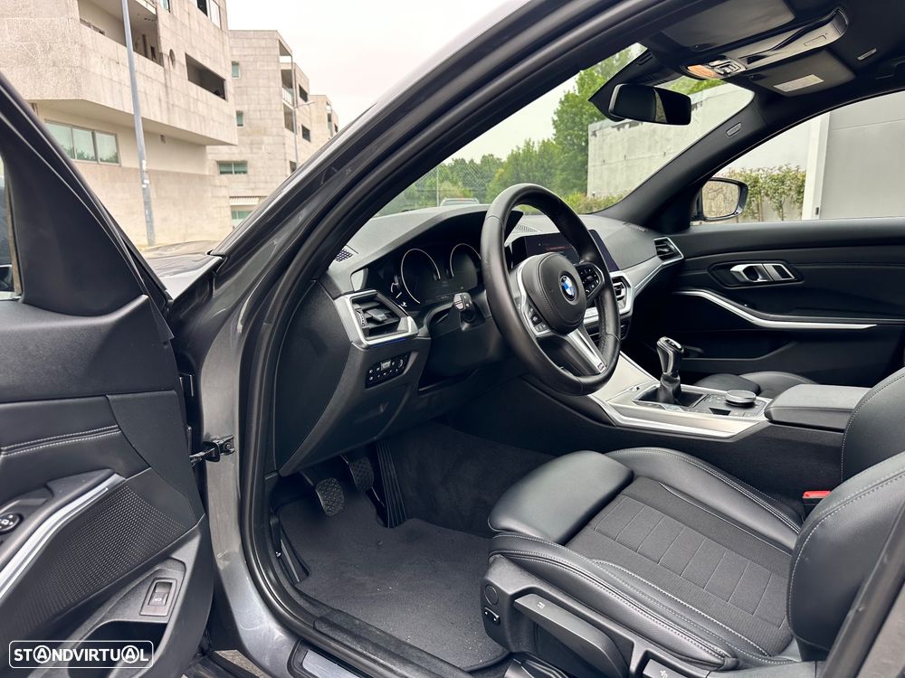 BMW 318 d Line Sport - 21