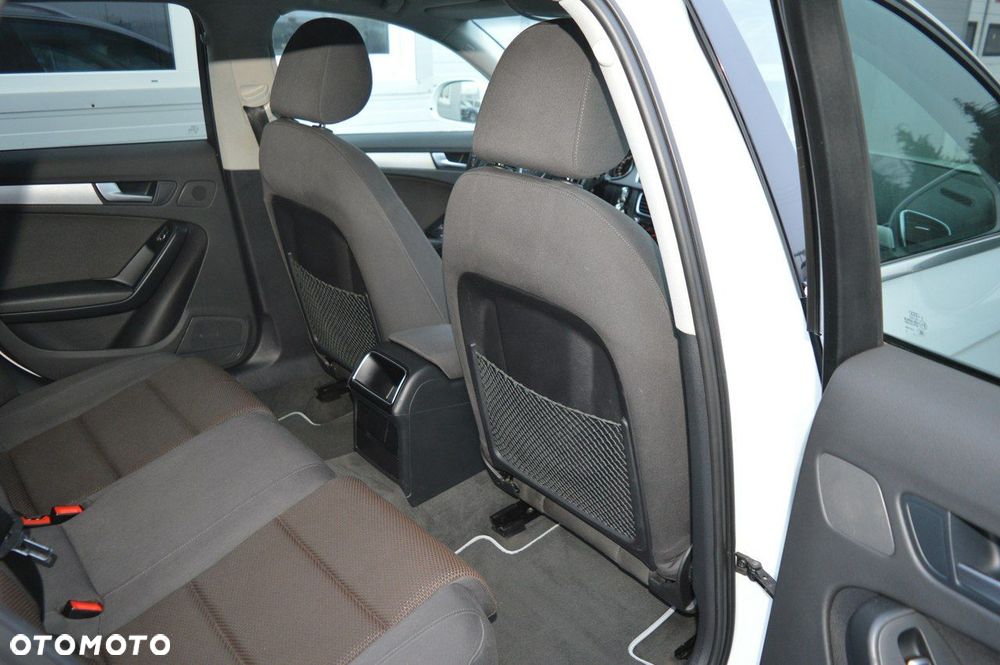 Audi A4 Allroad 2.0 TDI Quattro - 27