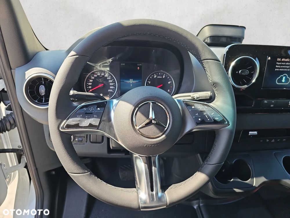 Mercedes-Benz SPRINTER 319 CDI Furgon PRO L4H2 - 13