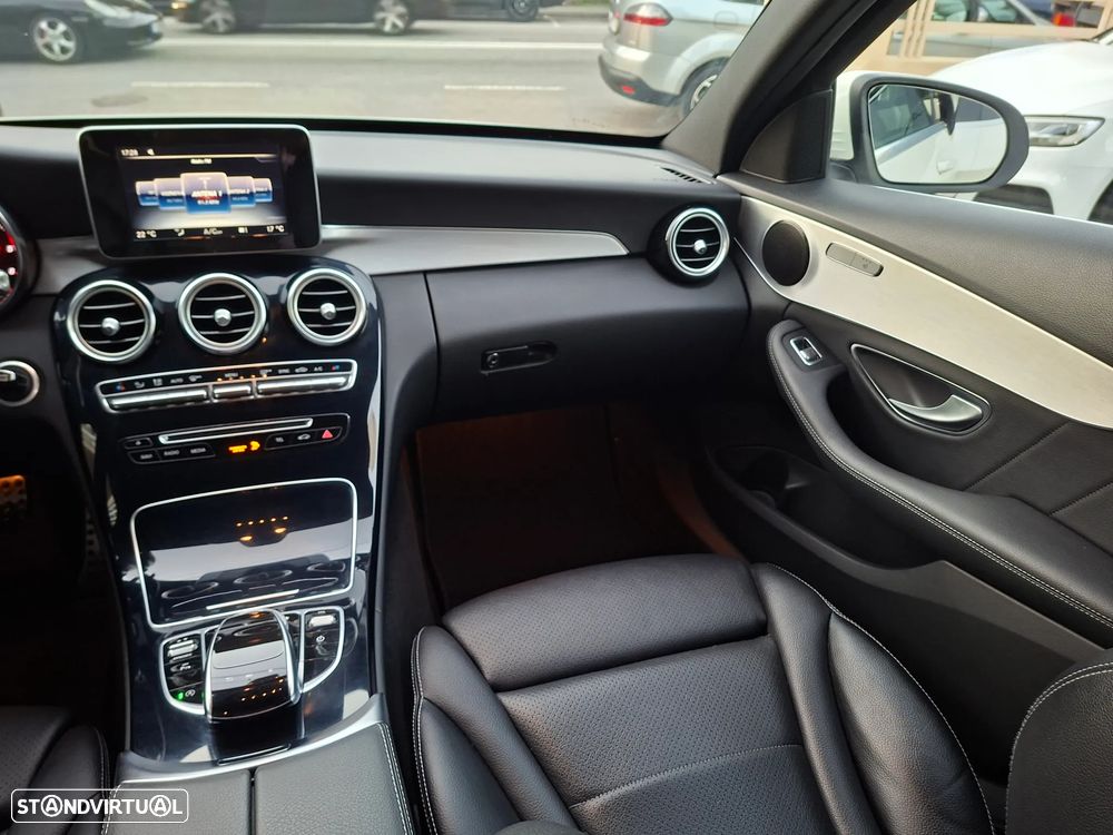 Mercedes-Benz C 250 d 4Matic 9G-TRONIC AMG Line - 27