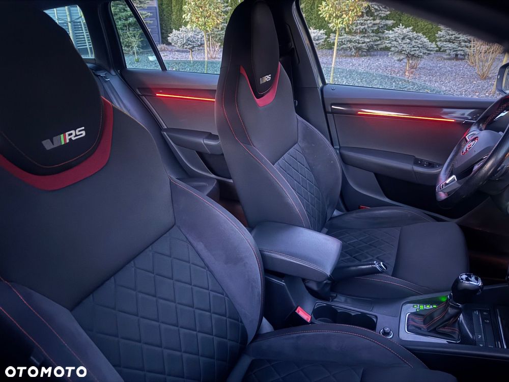 Skoda Octavia 2.0 TDI 4x4 DSG RS - 36