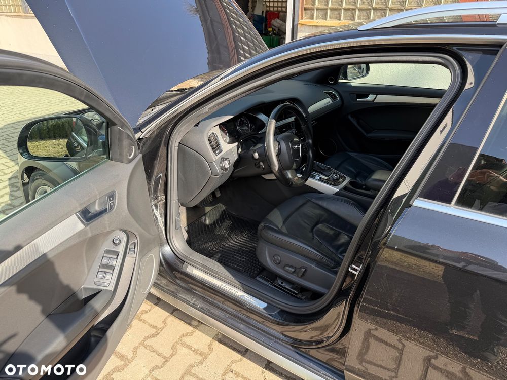 Audi A4 Allroad 3.0 TDI DPF S tronic - 11
