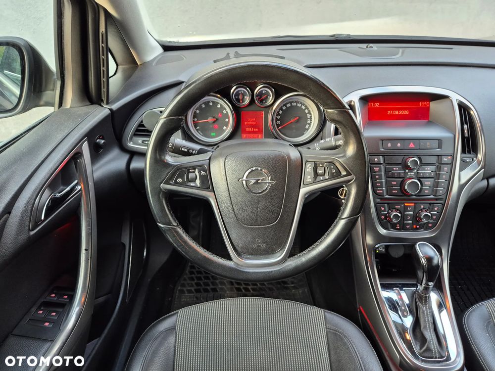 Opel Astra 1.6 Automatik Cosmo - 10