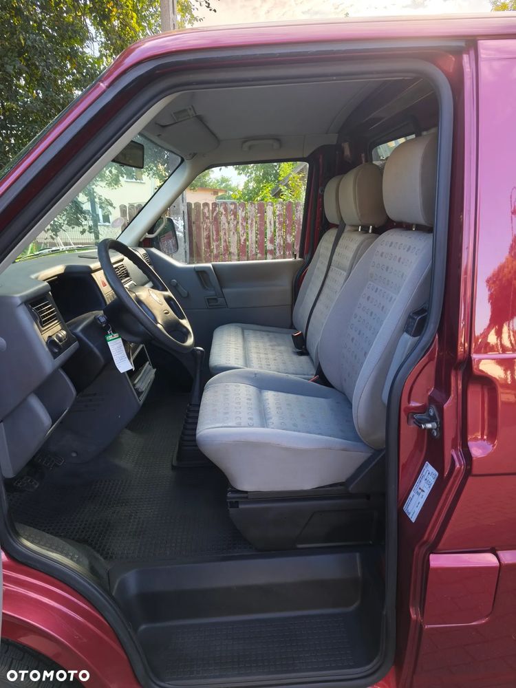 Volkswagen Transporter - 14