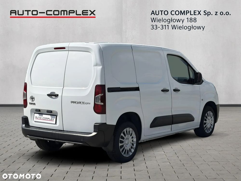 Toyota Proace City - 6