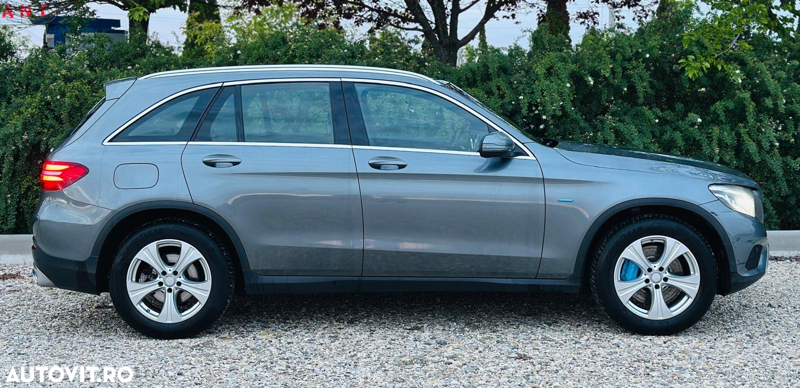 Mercedes-Benz GLC 350 e 4Matic 7G-TRONIC Exclusive - 4