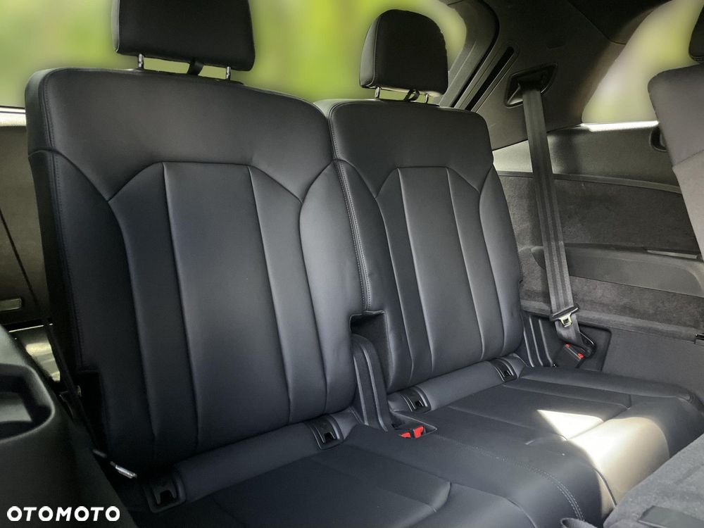 Audi Q7 - 30