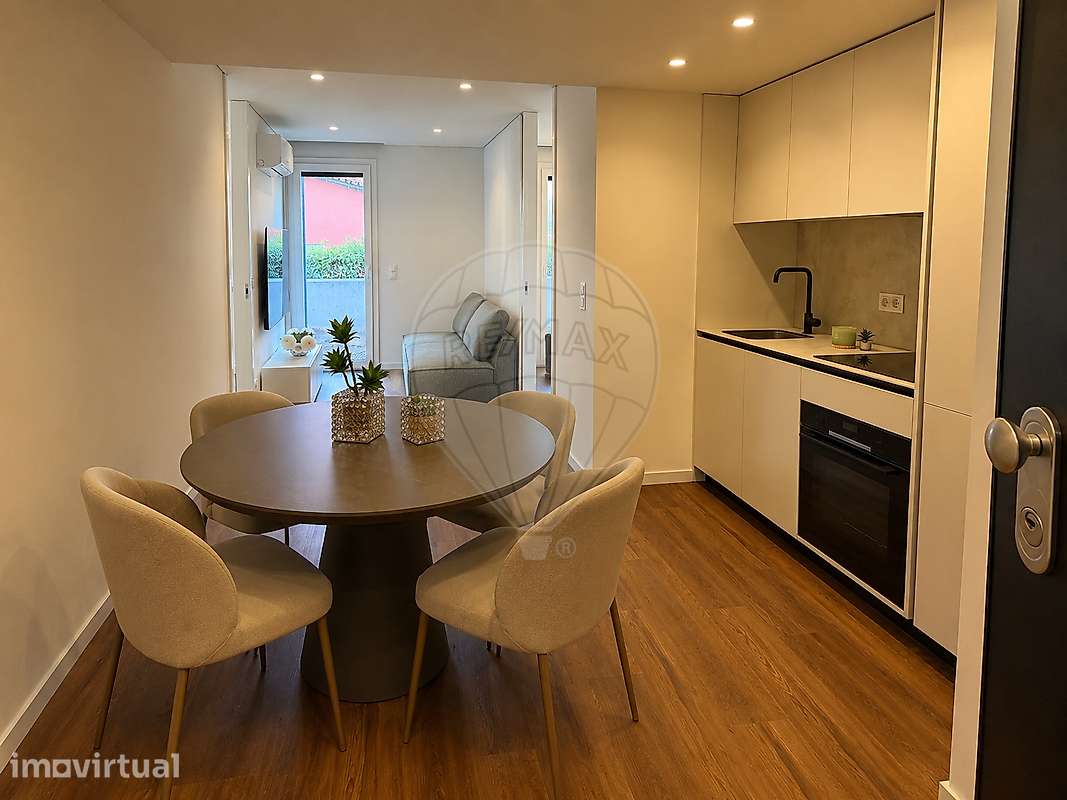 Apartamento T2 para arrendamento - Grande imagem: 2/19