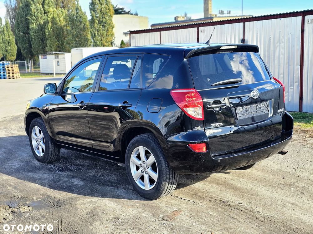 Toyota Rav4 2007 photo 3