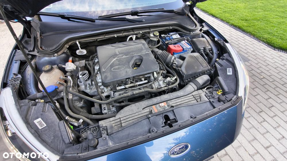 Ford Focus 1.5 EcoBoost Titanium - 12