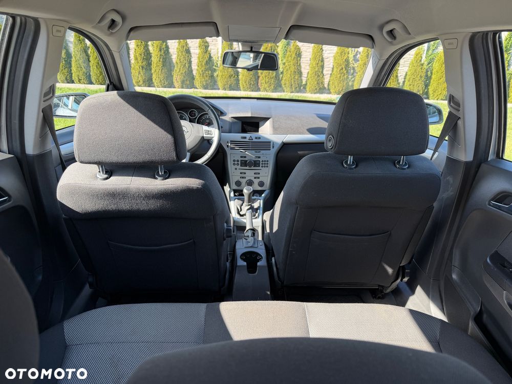 Opel Astra 1.7 CDTI ecoFLEX - 19