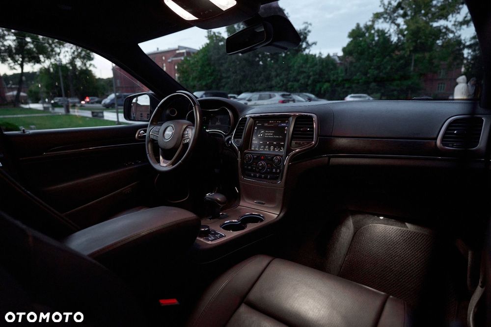 Jeep Grand Cherokee 3.0 CRD Summit - 33