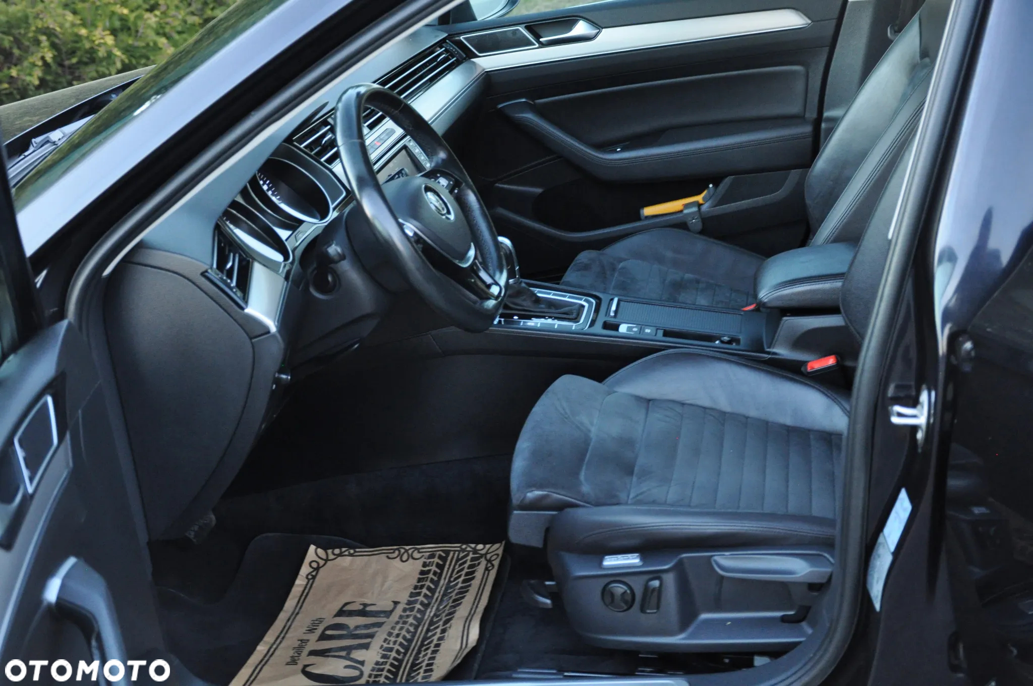 Volkswagen Passat - 24