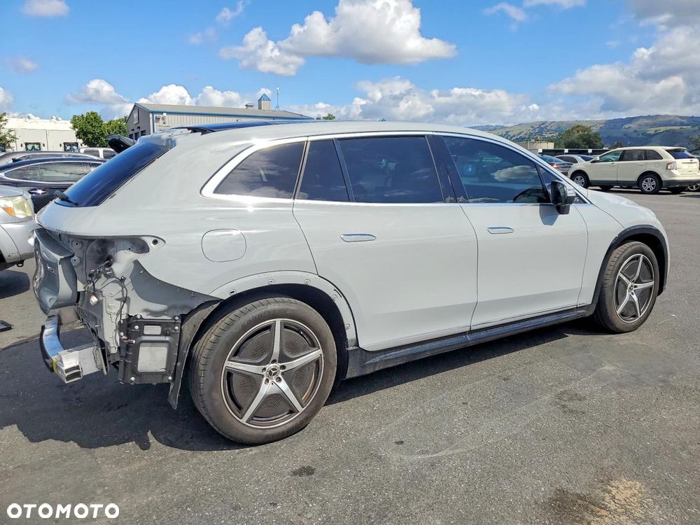 Mercedes-Benz EQS 680 SUV - 5