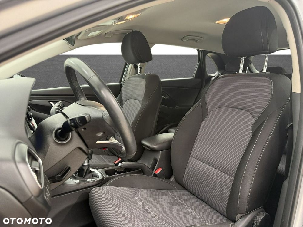 Hyundai i30 - 17