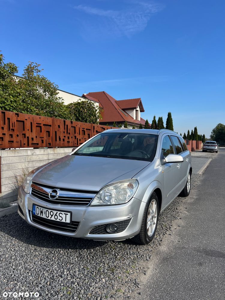 Opel Astra 1.7 CDTI DPF Cosmo - 4