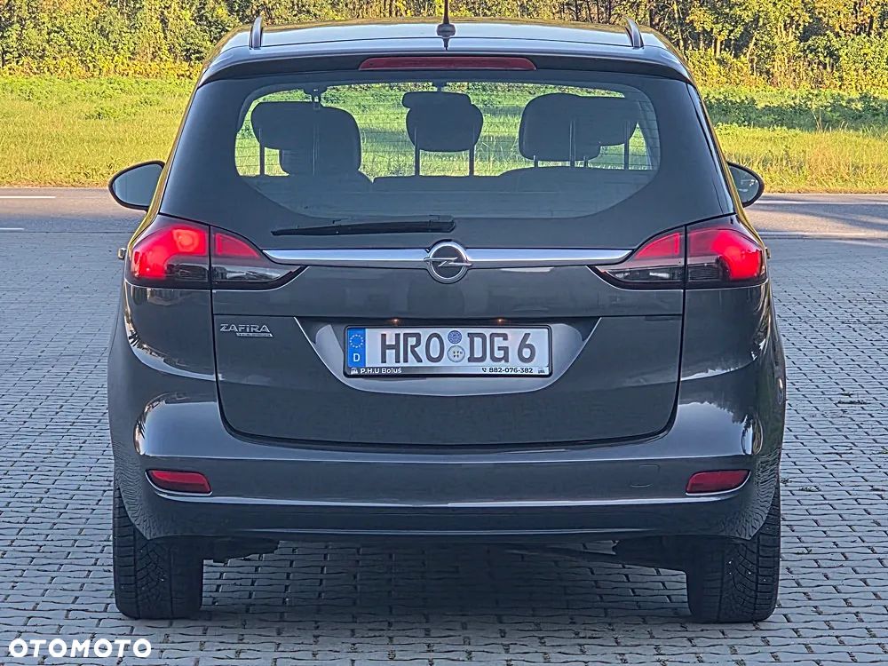 Opel Zafira - 12