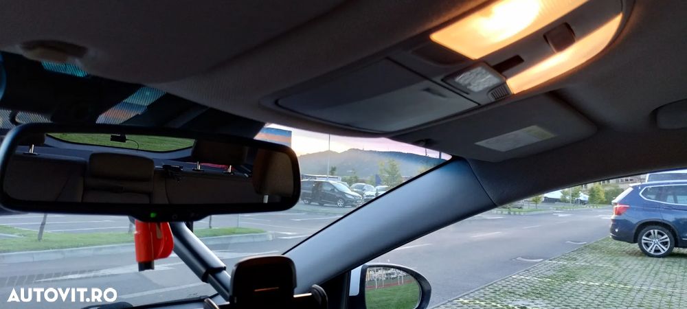 Hyundai IONIQ Style - 24